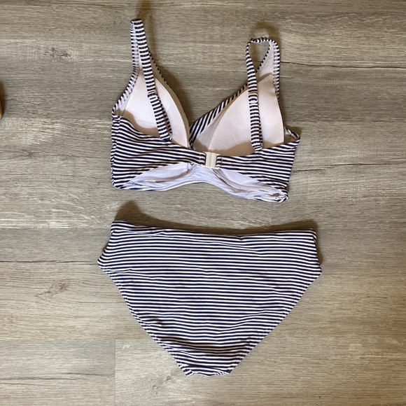 Nip Tuck swim bikini set nautical stripes - Picture 6 of 10